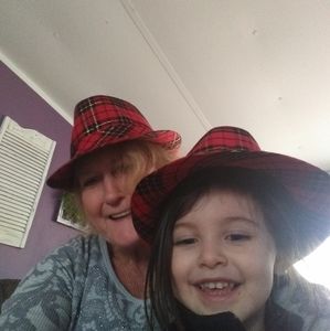 Meet your Posher, Sandra